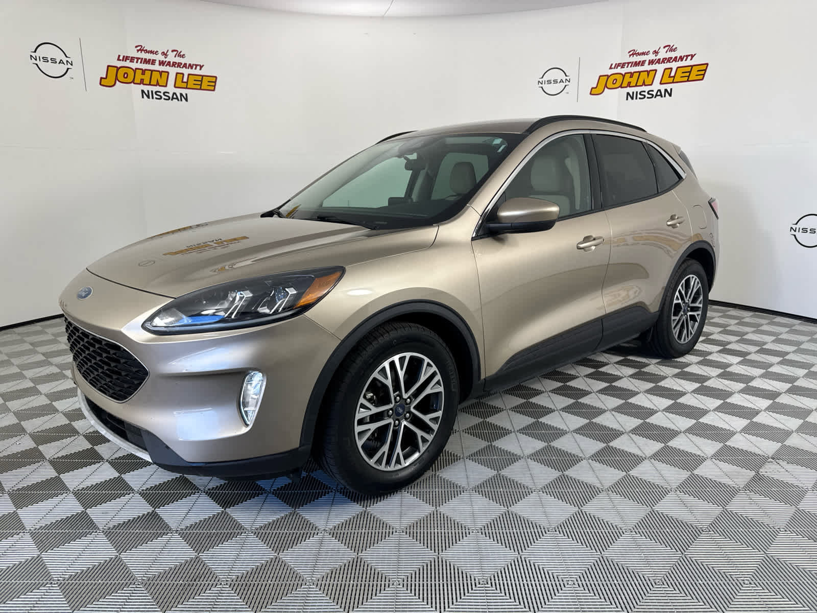 Used 2020 Ford Escape SEL