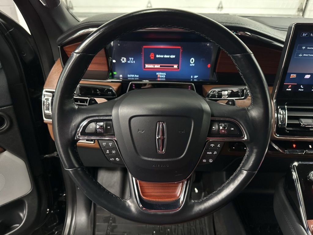 Used 2023 Lincoln Navigator L Reserve image 13