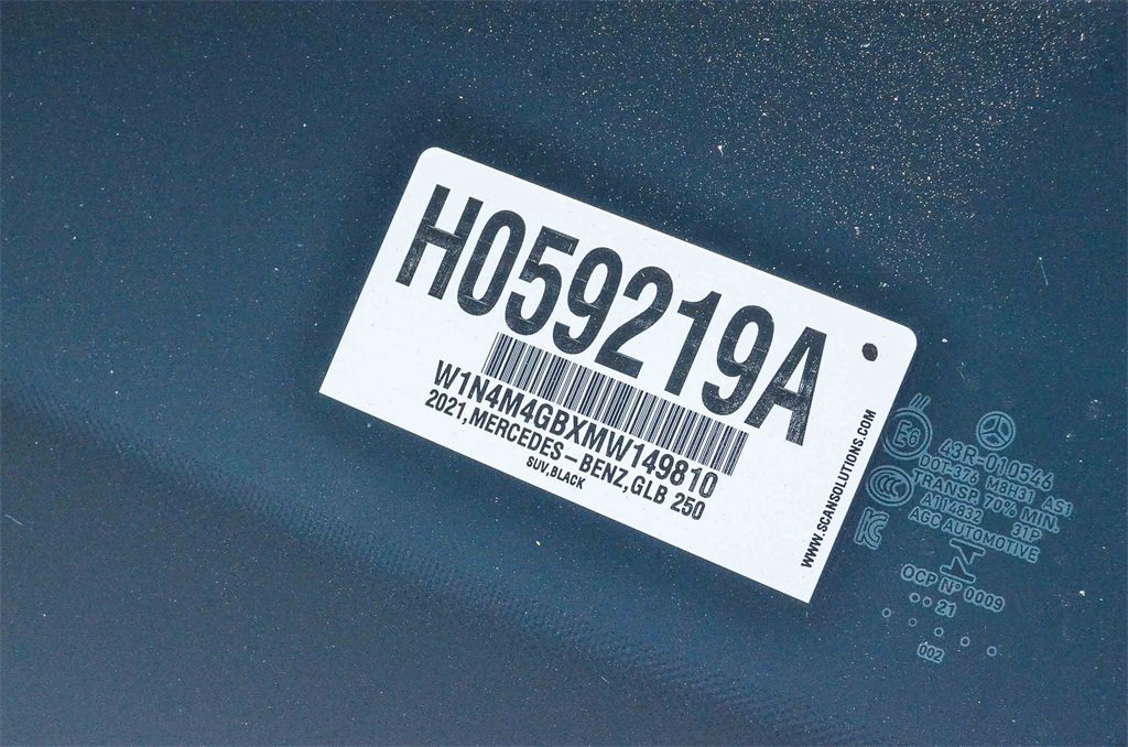 Used 2021 Mercedes-Benz GLB 250 image 29