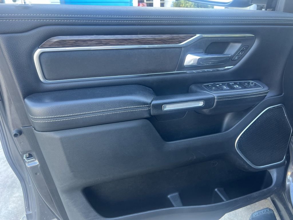 Used 2019 RAM 1500 Laramie image 7