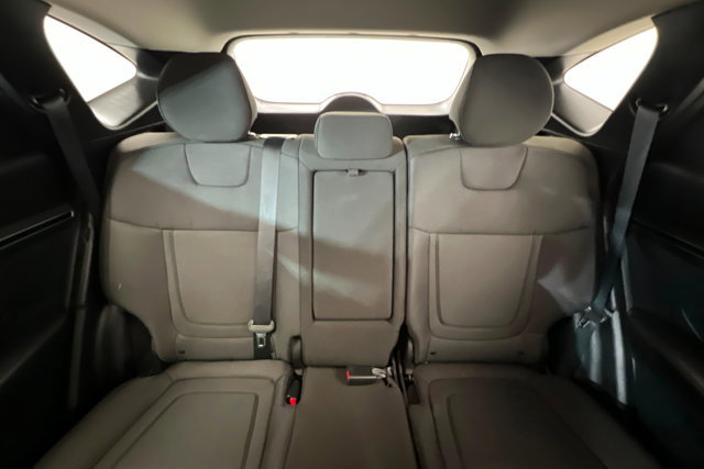 Used 2022 Hyundai Tucson SE w/ Cargo Package image 24