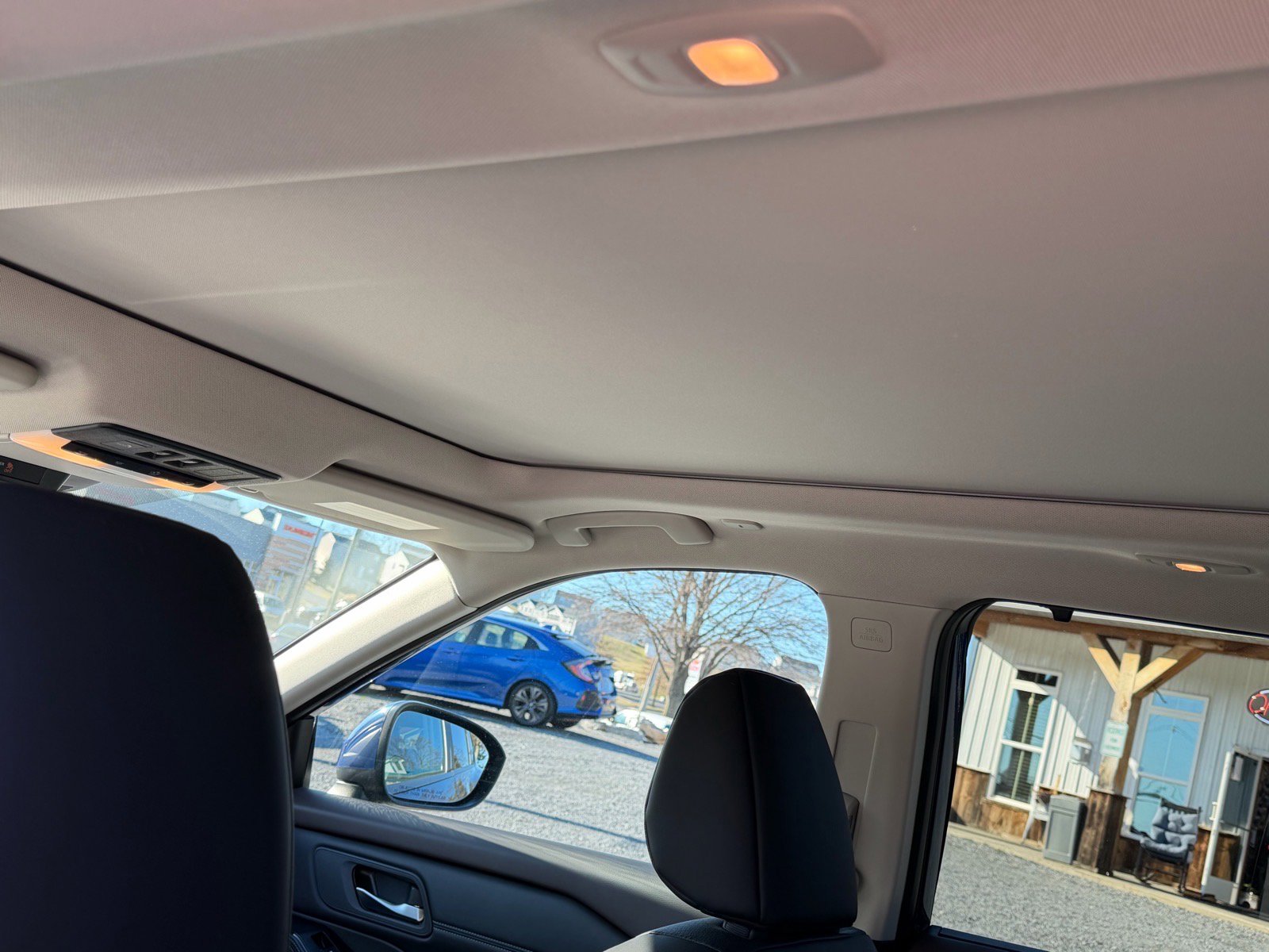 Used 2023 Nissan Rogue SV w/ SV Premium B Package image 18