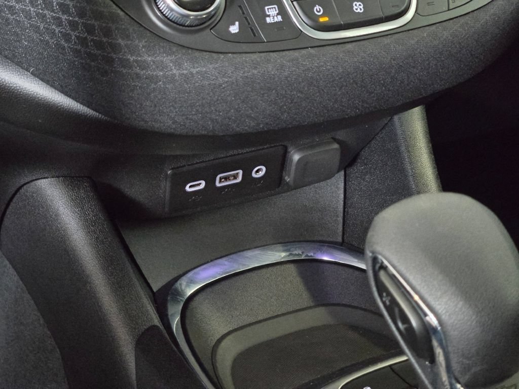 Used 2024 Chevrolet Malibu LT FWD image 26