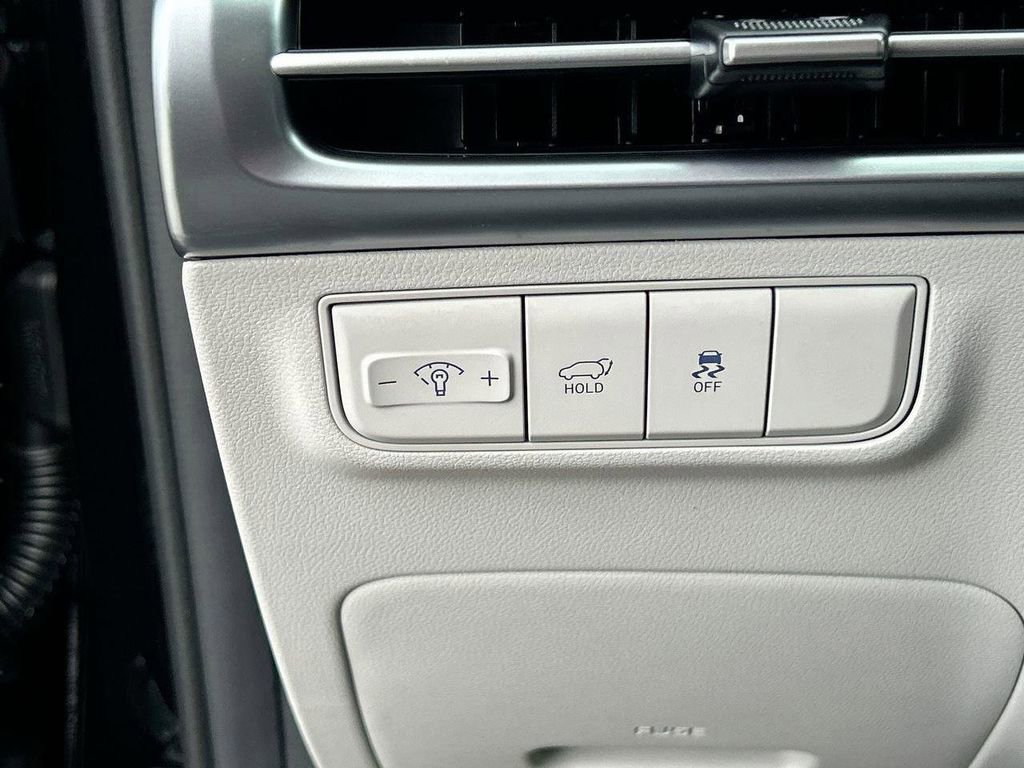 New 2026 Hyundai Tucson SEL FWD image 30