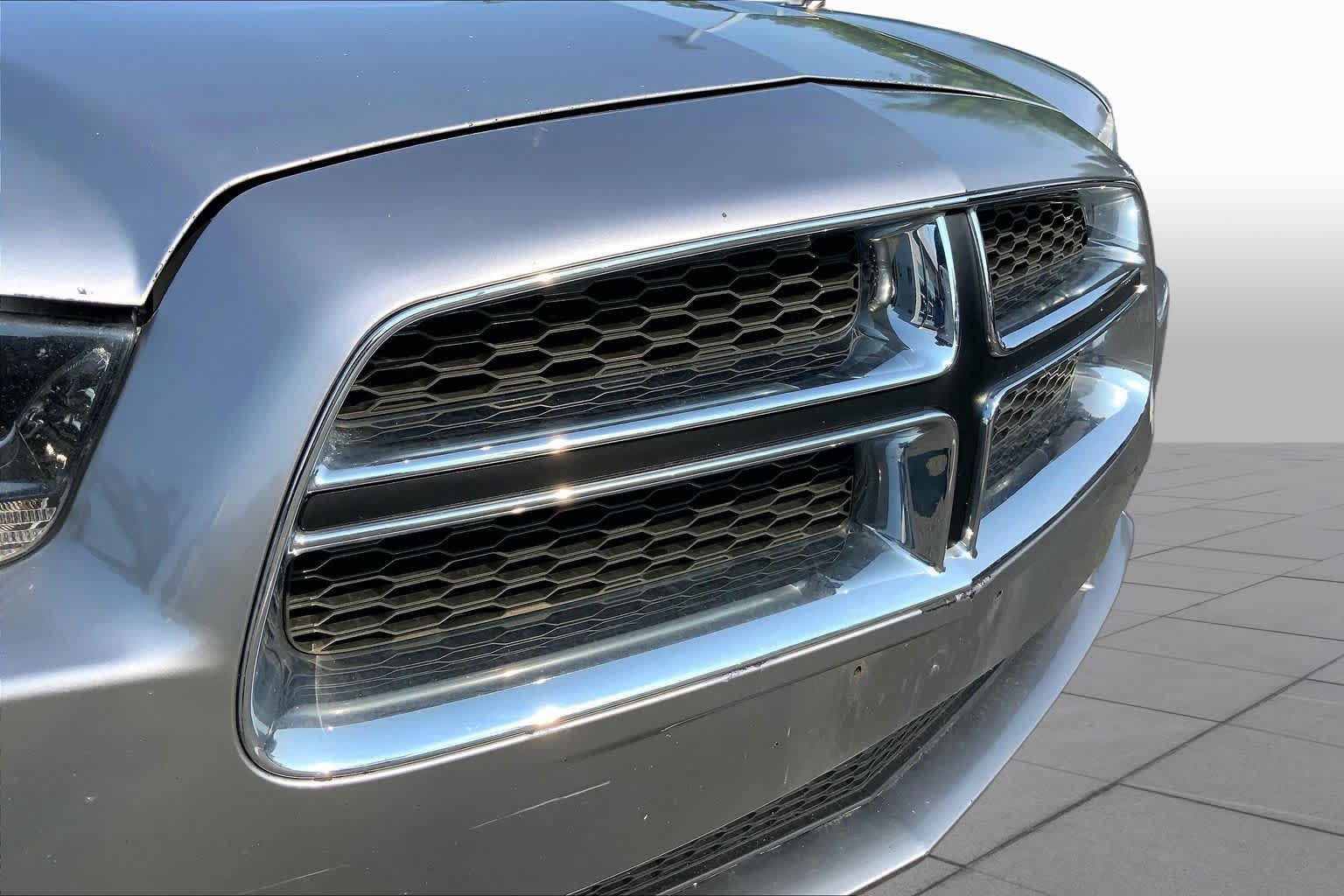 Used 2014 Dodge Charger SE RWD image 30
