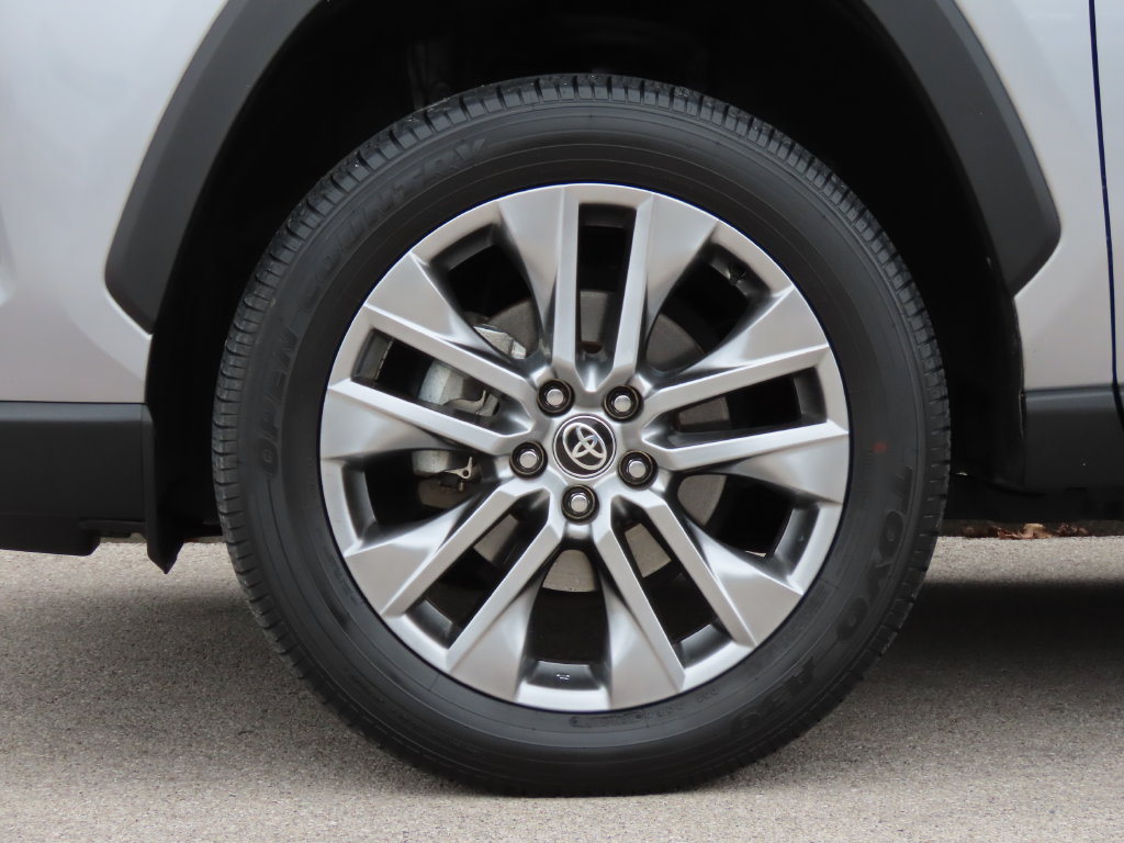 Used 2024 Toyota RAV4 XLE Premium AWD/4WD image 14
