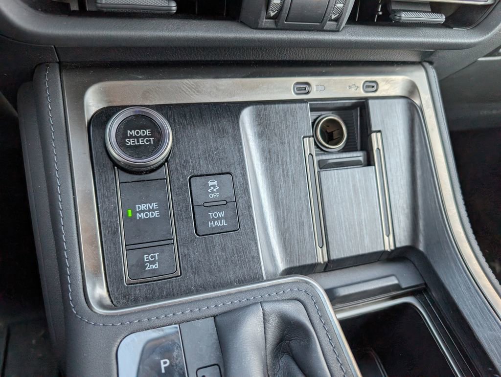 Used 2024 Lexus GX 550 image 22