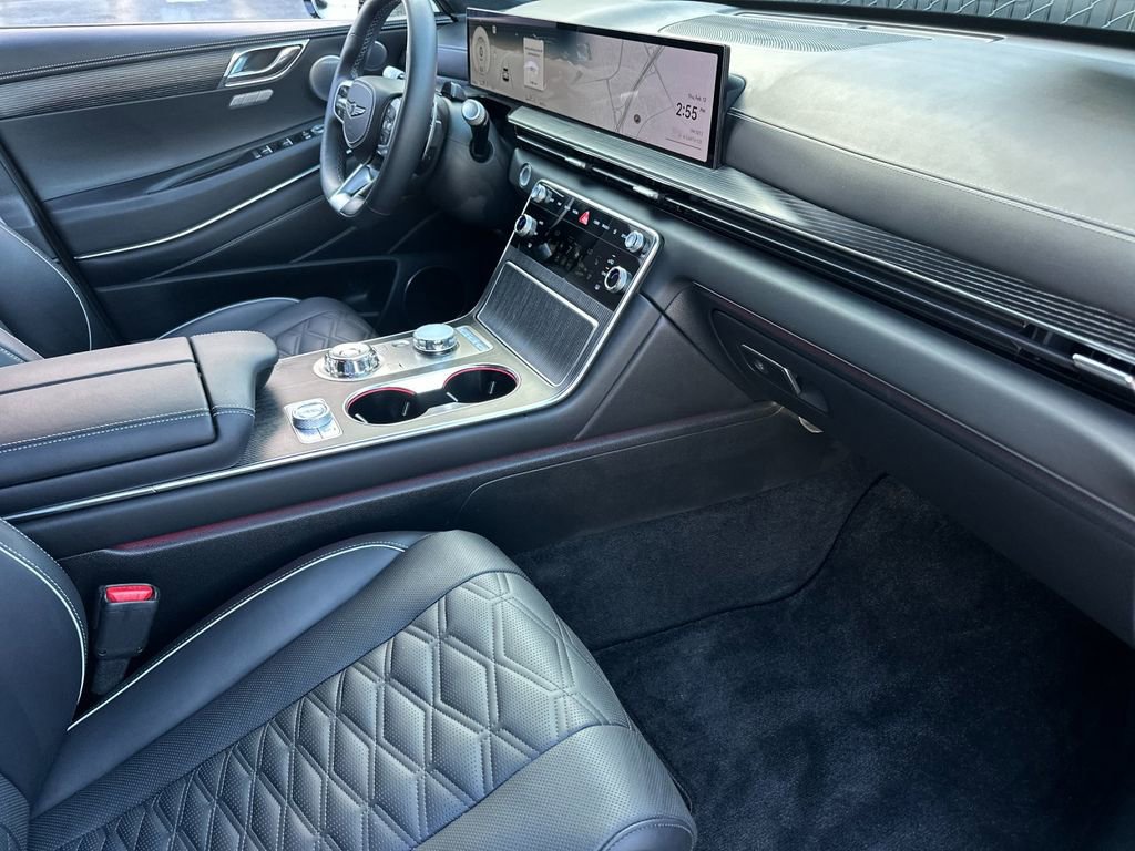 Used 2025 Genesis GV80 3.5T image 17