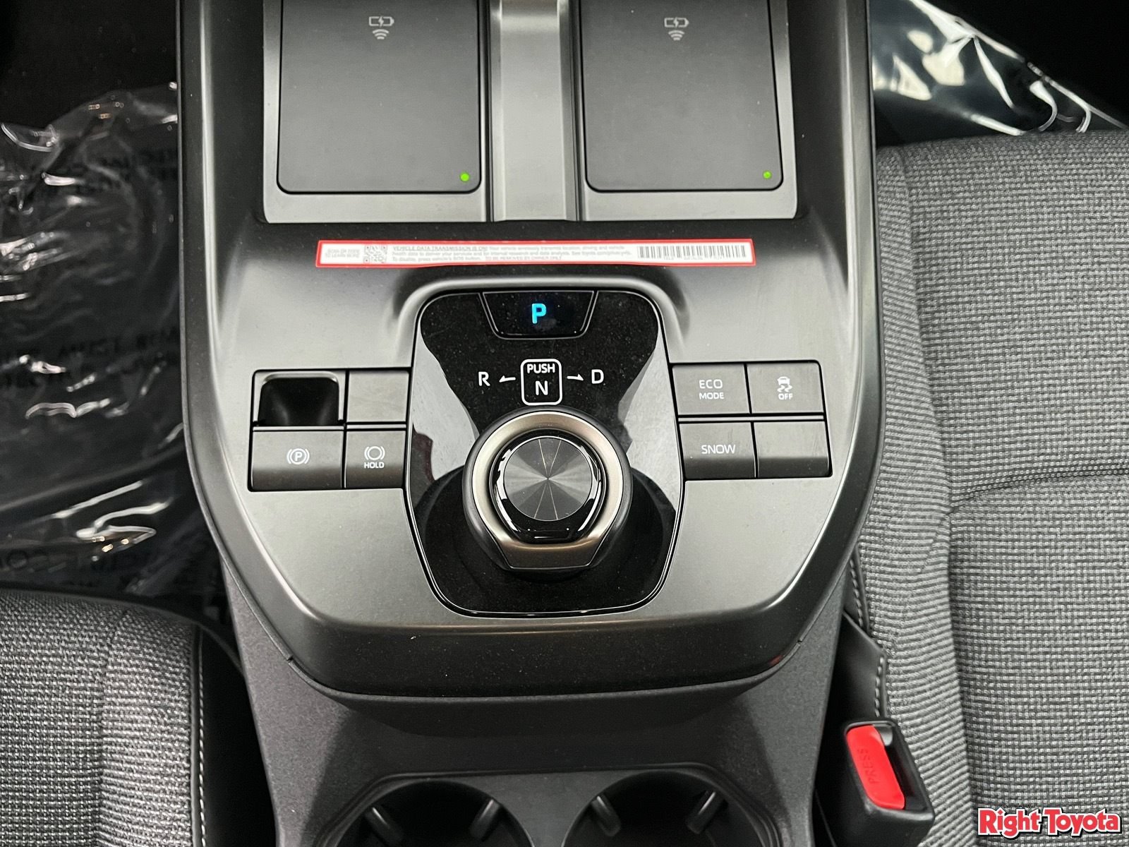 Certified 2026 Toyota bZ FWD image 31