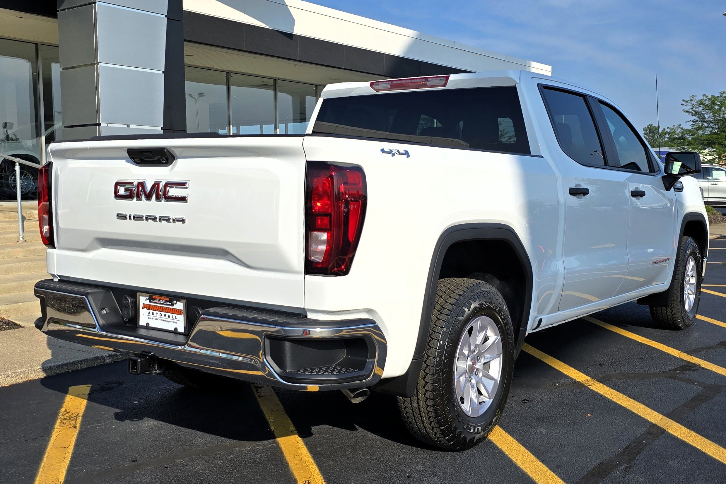 New 2026 GMC Sierra 1500 Pro w/ Pro Value Package image 8