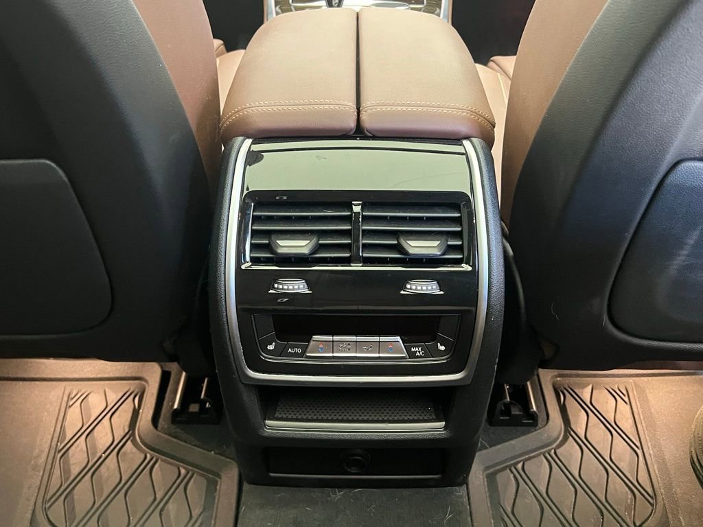 Certified 2023 BMW X5 xDrive40i w/ Premium Package image 9