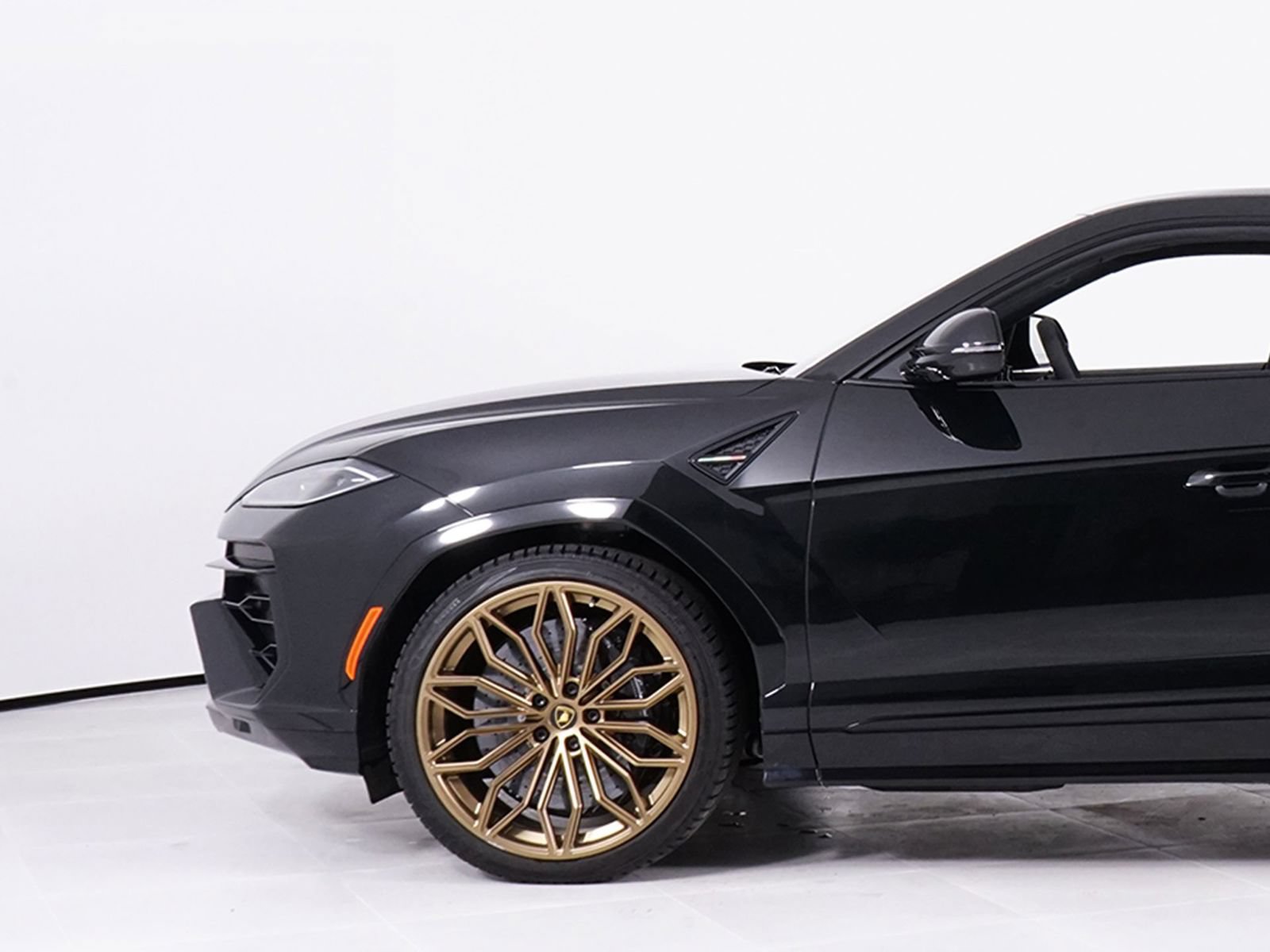 Used 2025 Lamborghini Urus S AWD/4WD image 12