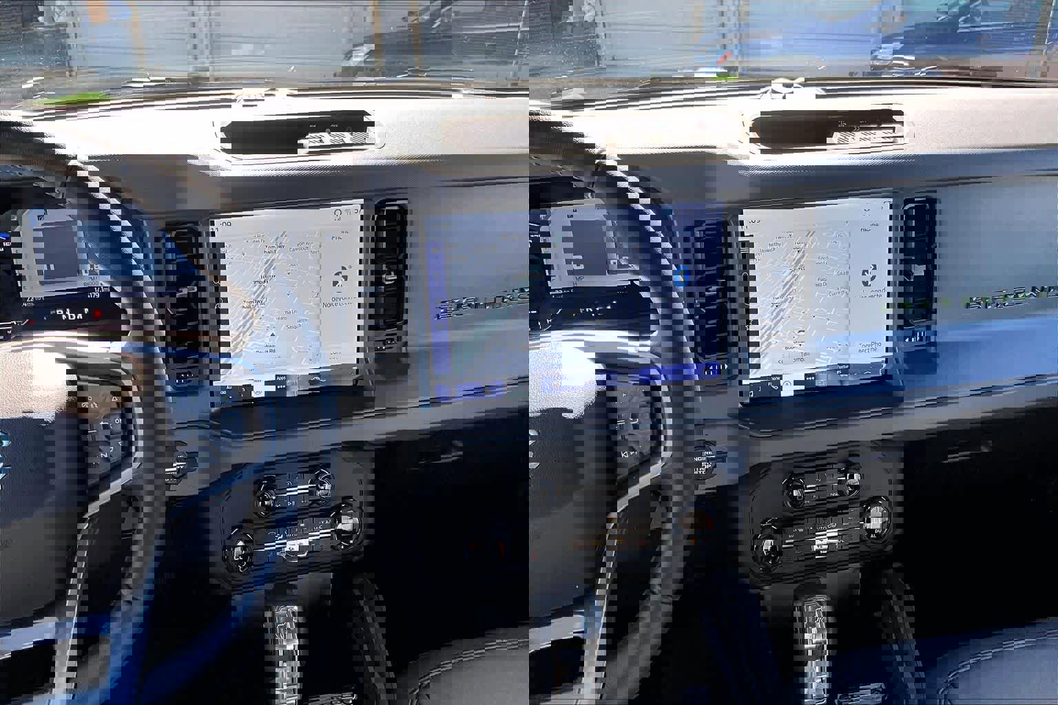 Used 2024 Ford Bronco Big Bend image 7