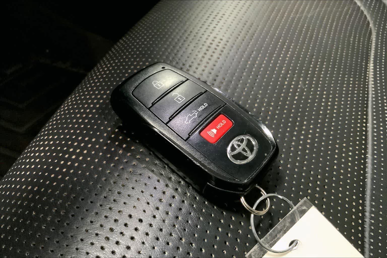 Used 2023 Toyota Tundra Capstone image 17