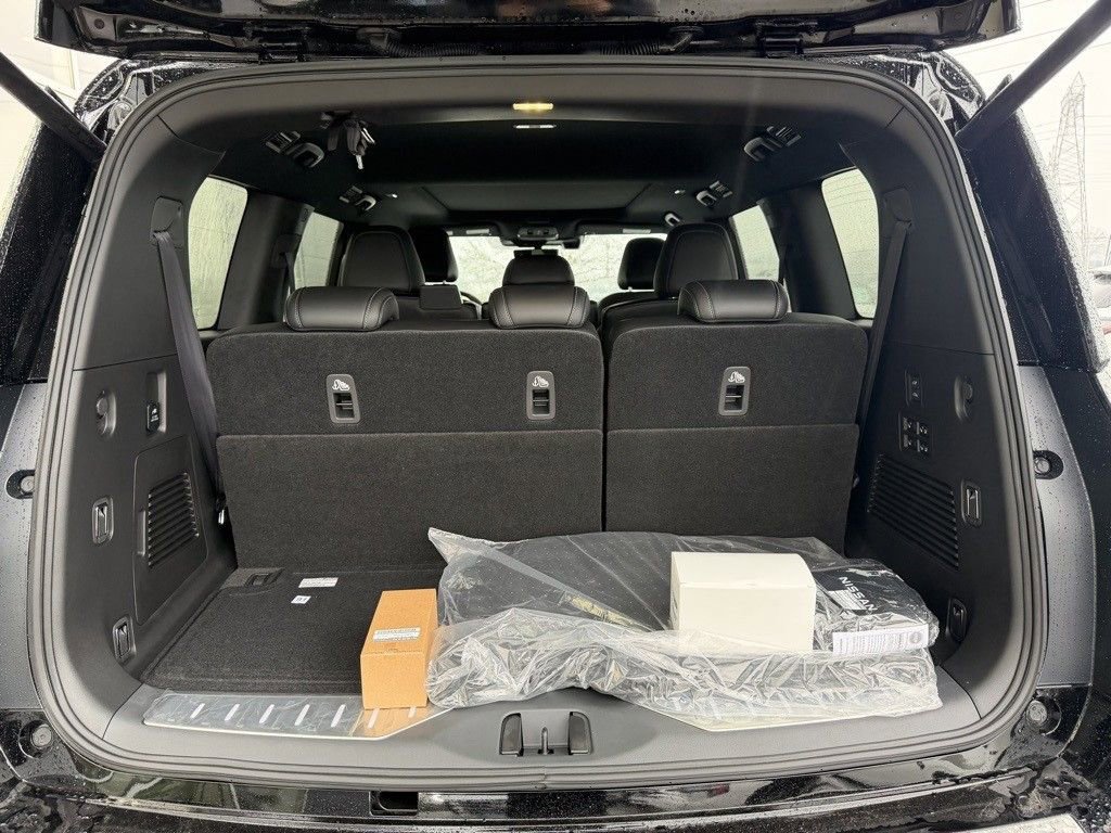 New 2026 Nissan Armada PRO-4X image 10