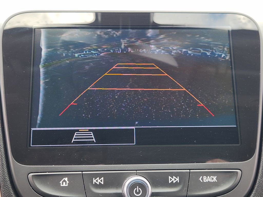 Used 2021 Chevrolet Malibu LT image 18