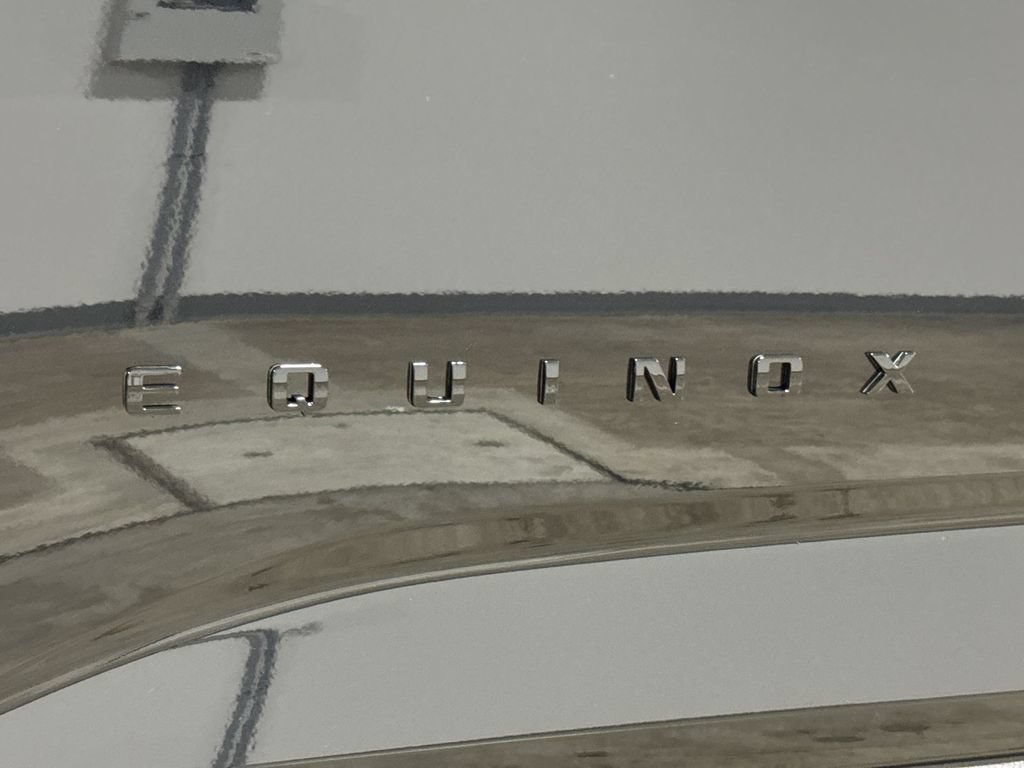New 2027 Chevrolet Equinox RS AWD/4WD image 26