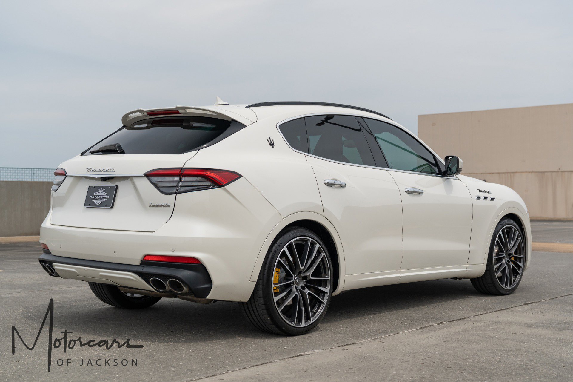 Used 2022 Maserati Levante Modena S AWD/4WD image 34