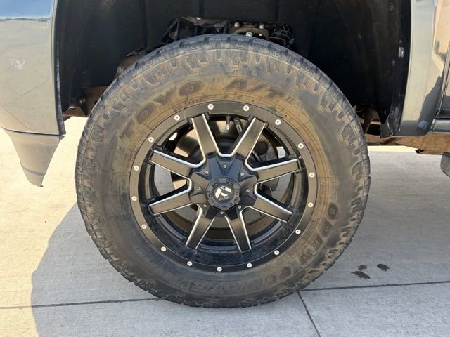 Used 2017 GMC Sierra 3500 Denali w/ Duramax Plus Package AWD/4WD image 5