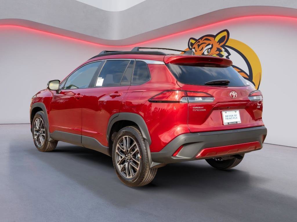 Used 2026 Toyota Corolla Cross XLE w/ Convenience Package image 7