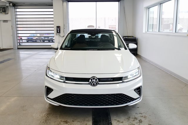 New 2026 Volkswagen Jetta SEL image 2