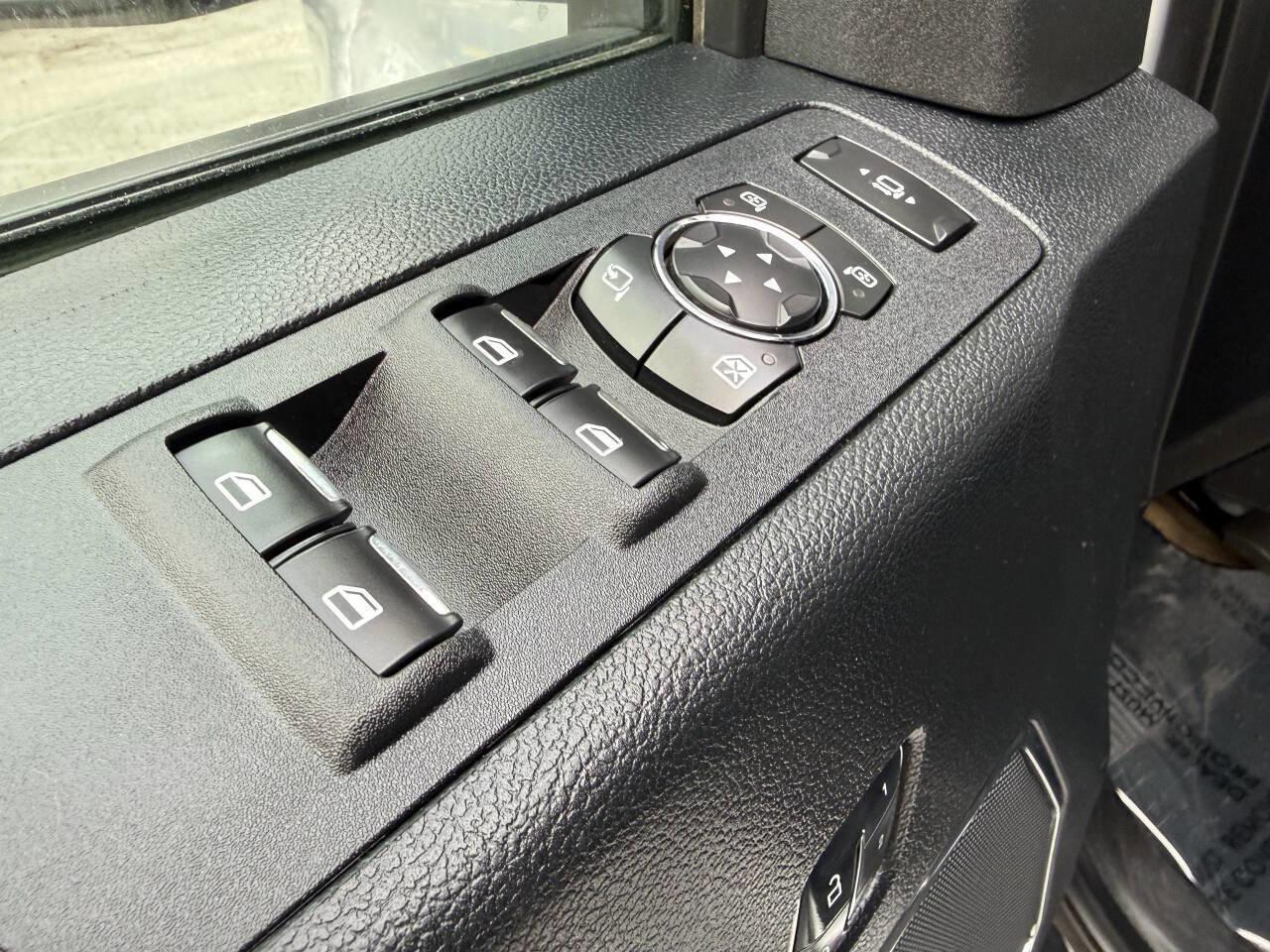 Used 2017 Ford F350 Lariat w/ Lariat Value Package image 43