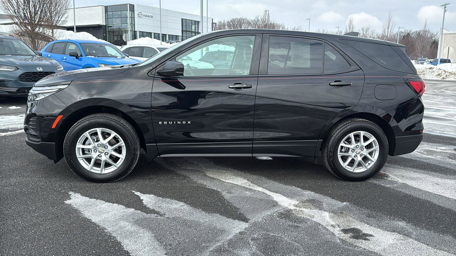 Used 2023 Chevrolet Equinox LS w/ LS Convenience Package image 11