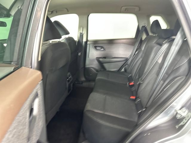 Used 2021 Nissan Rogue S image 25