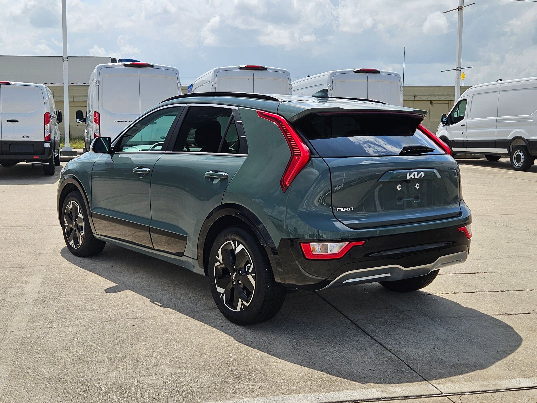 Used 2024 Kia Niro Wind FWD image 7