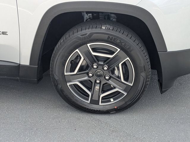 New 2026 Jeep Cherokee Limited AWD/4WD image 11