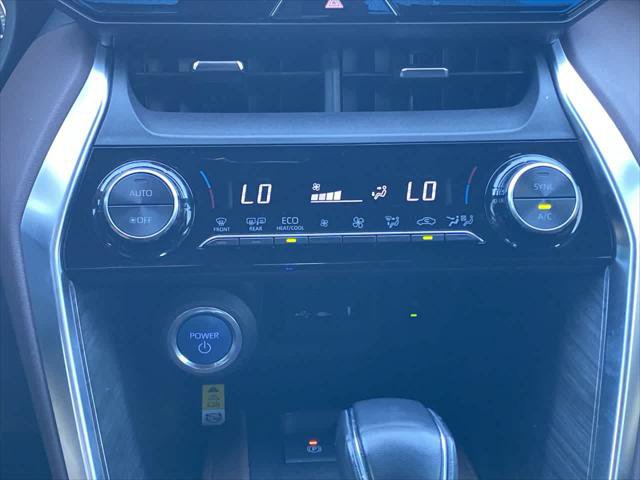Certified 2022 Toyota Venza XLE AWD/4WD image 18