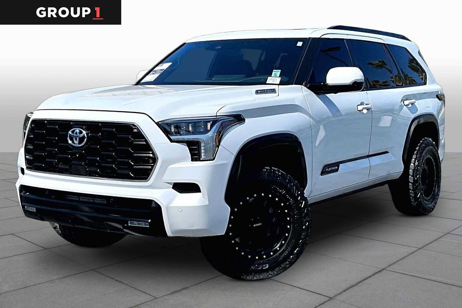 Used 2023 Toyota Sequoia Platinum AWD/4WD image 1