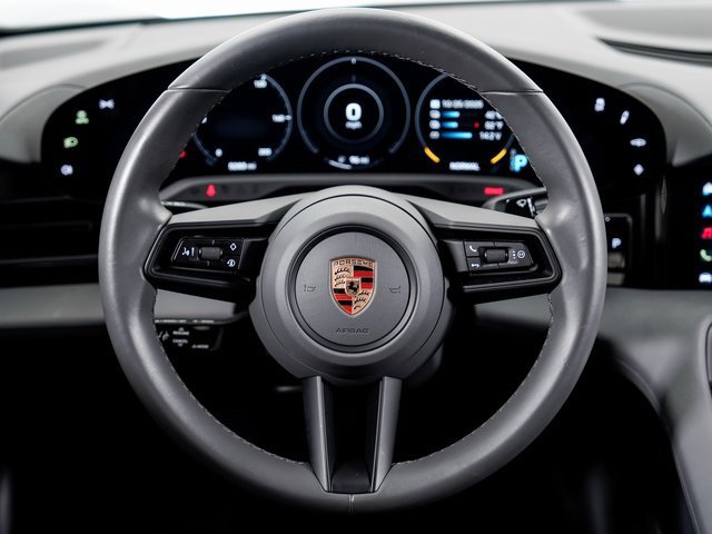 Used 2023 Porsche Taycan image 13