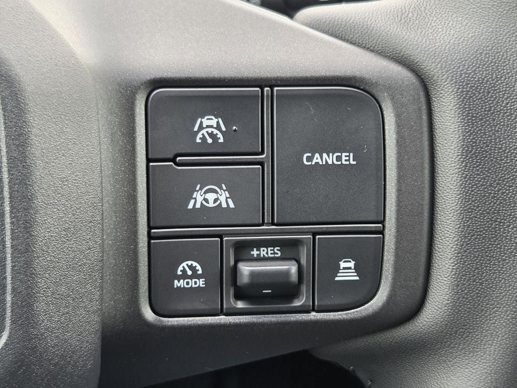 Used 2026 Toyota RAV4 SE AWD/4WD image 23