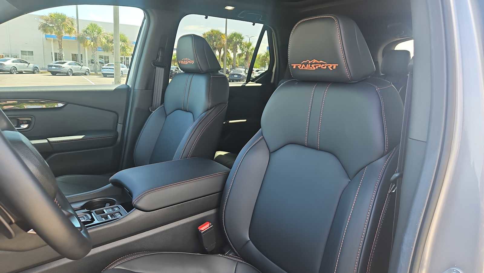 Certified 2025 Honda Pilot TrailSport image 13