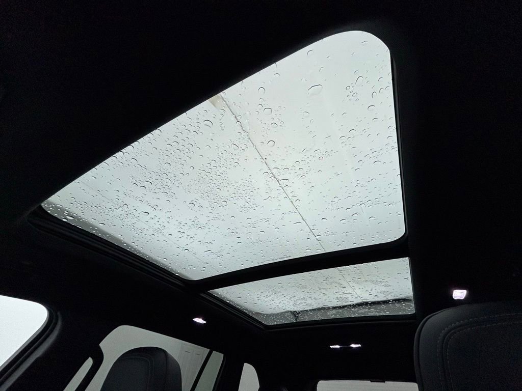 New 2026 Buick Enclave Avenir w/ Super Cruise Package image 4