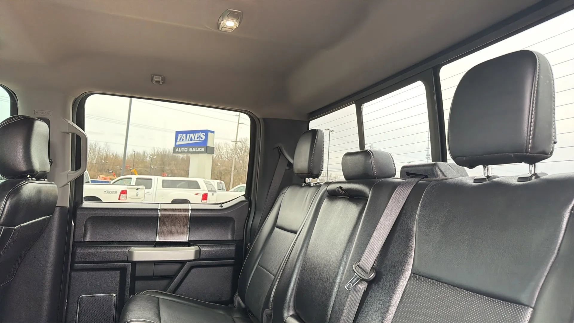 Used 2019 Ford F250 Lariat w/ Chrome Package image 47