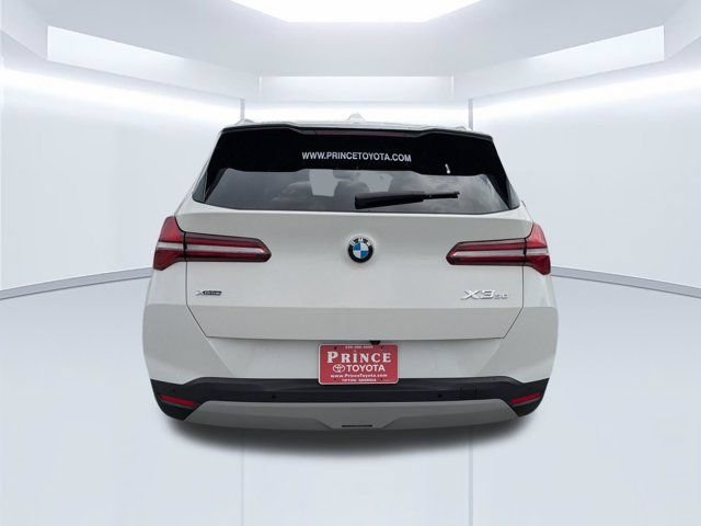 Used 2025 BMW X3 xDrive30i w/ Convenience Package AWD/4WD image 5