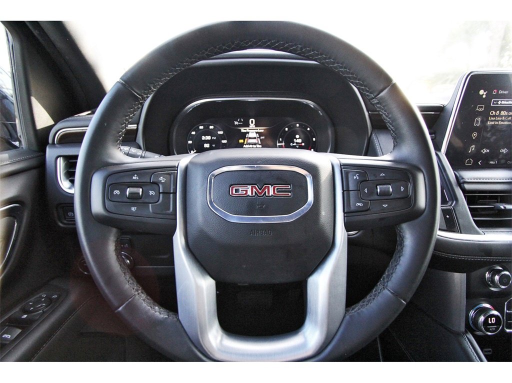 Used 2024 GMC Yukon XL SLE w/ Gmc Pro Safety Plus Package image 14