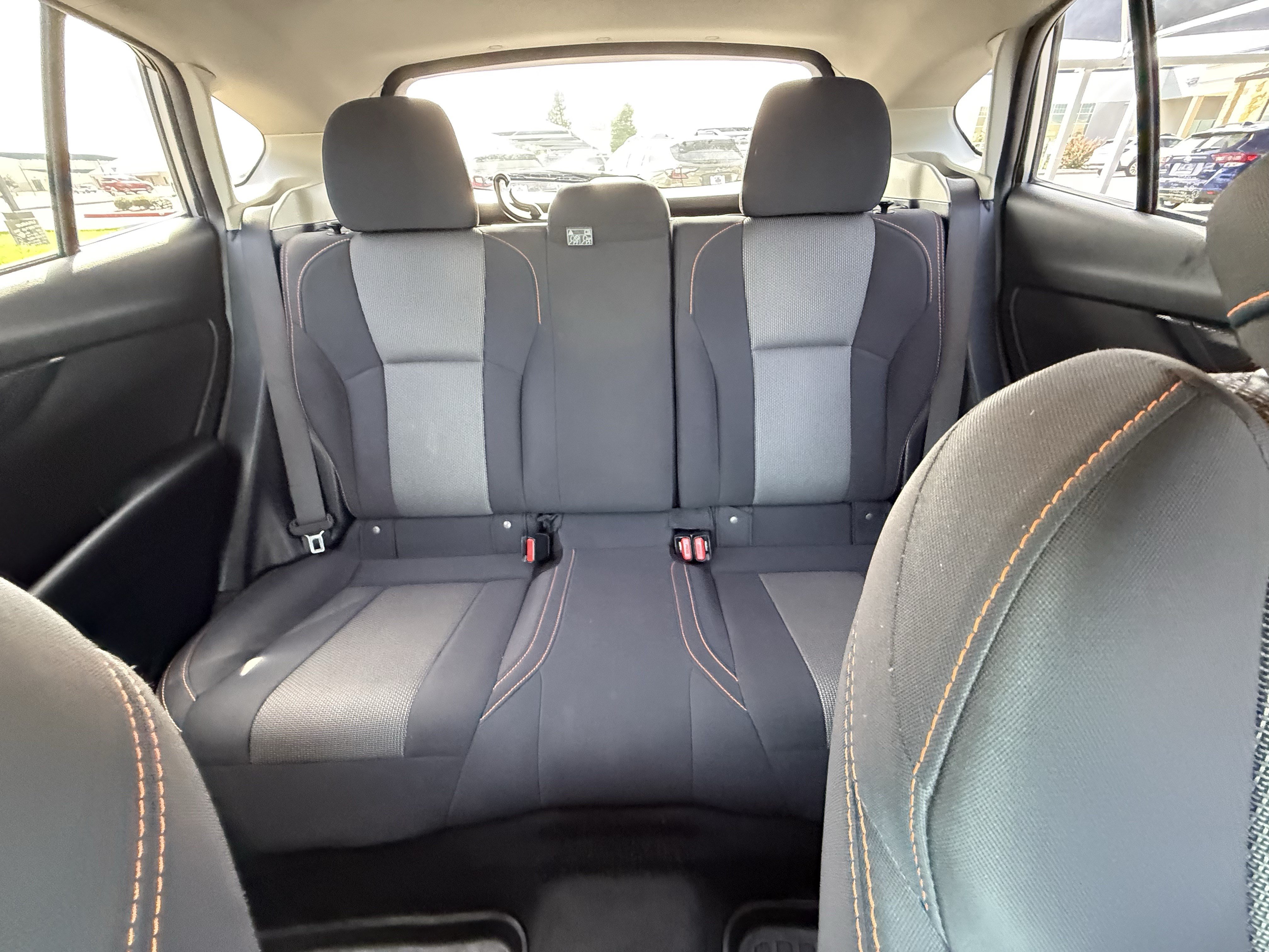 Used 2020 Subaru Crosstrek 2.0i Premium w/ Moonroof Package 1 AWD/4WD image 15