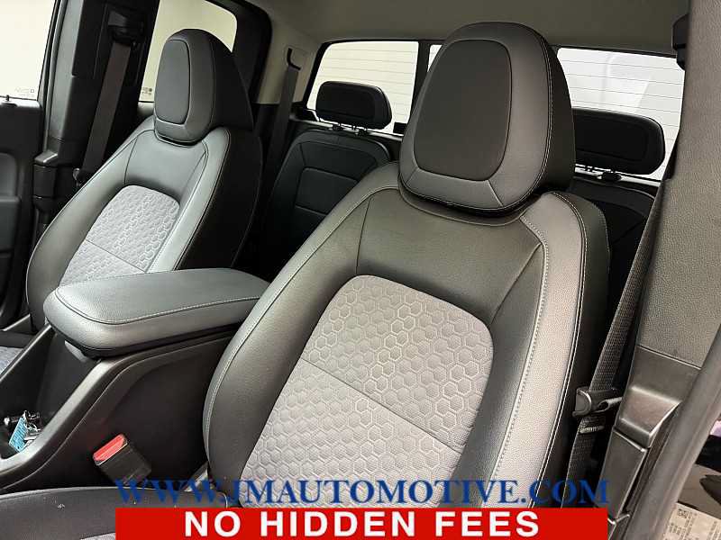 Used 2017 Chevrolet Colorado Z71 AWD/4WD image 14