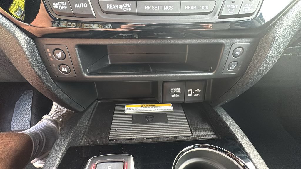 Used 2023 Honda Passport Elite image 21