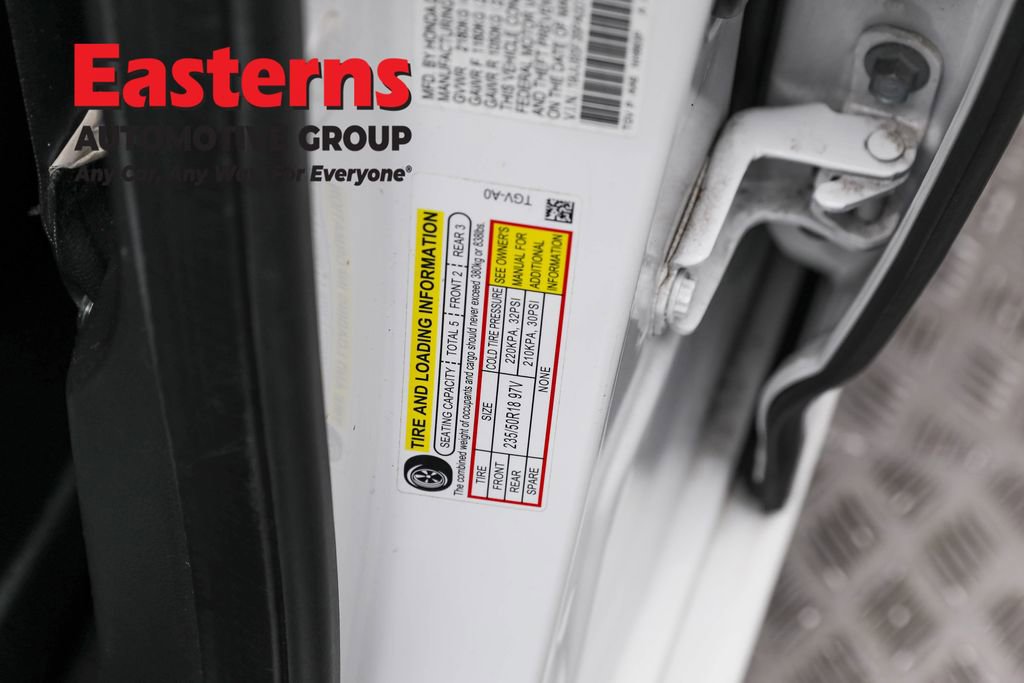 Used 2023 Acura TLX image 33