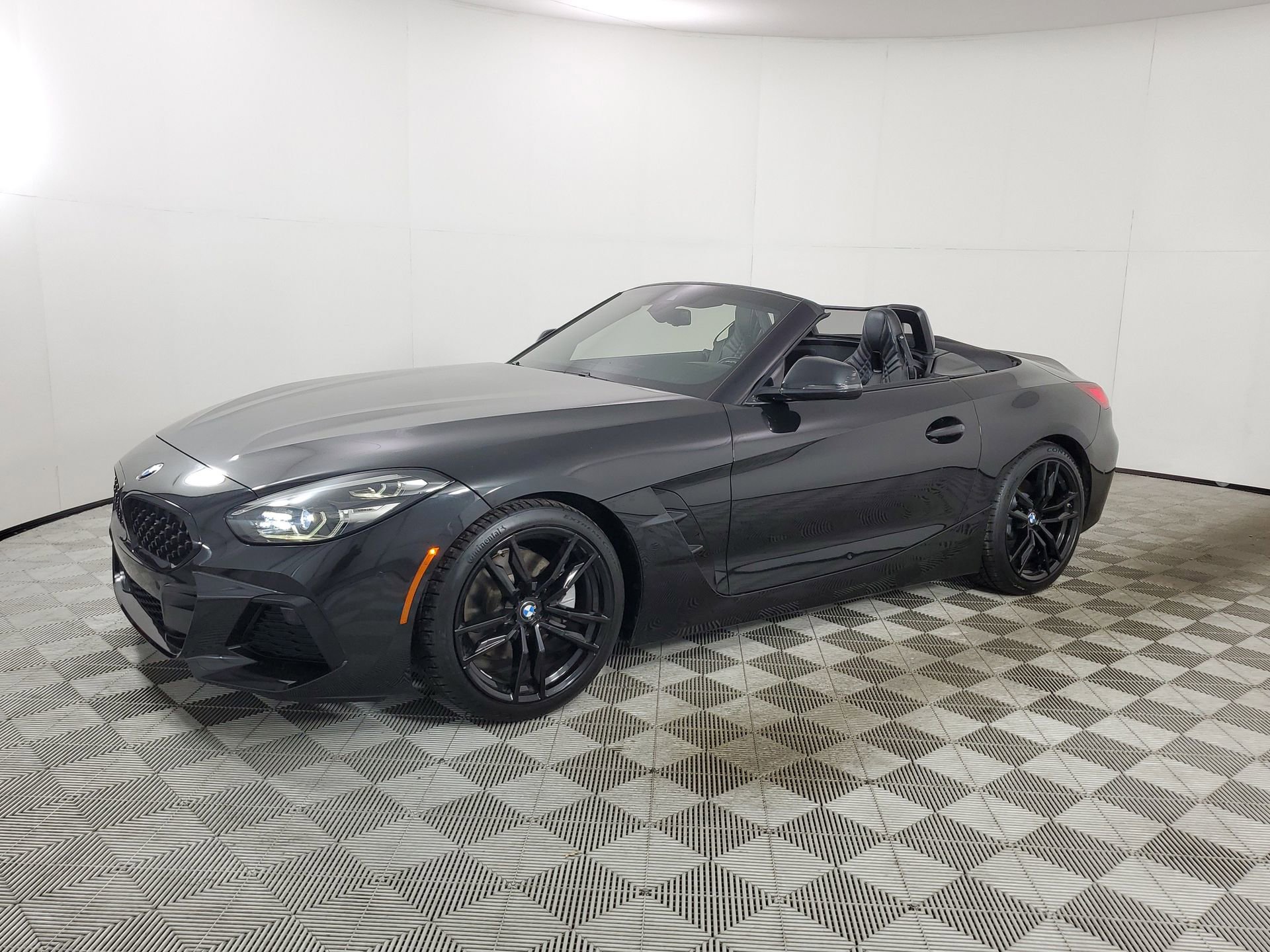 Used 2019 BMW Z4 sDrive30i w/ M Sport Package image 5