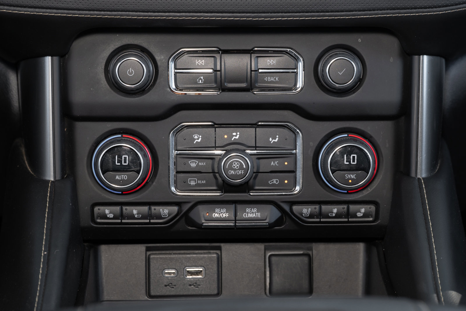 Used 2023 Chevrolet Tahoe Premier image 34