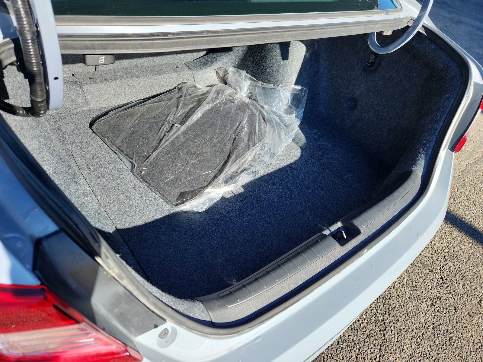 Used 2022 Honda Accord Sport image 13