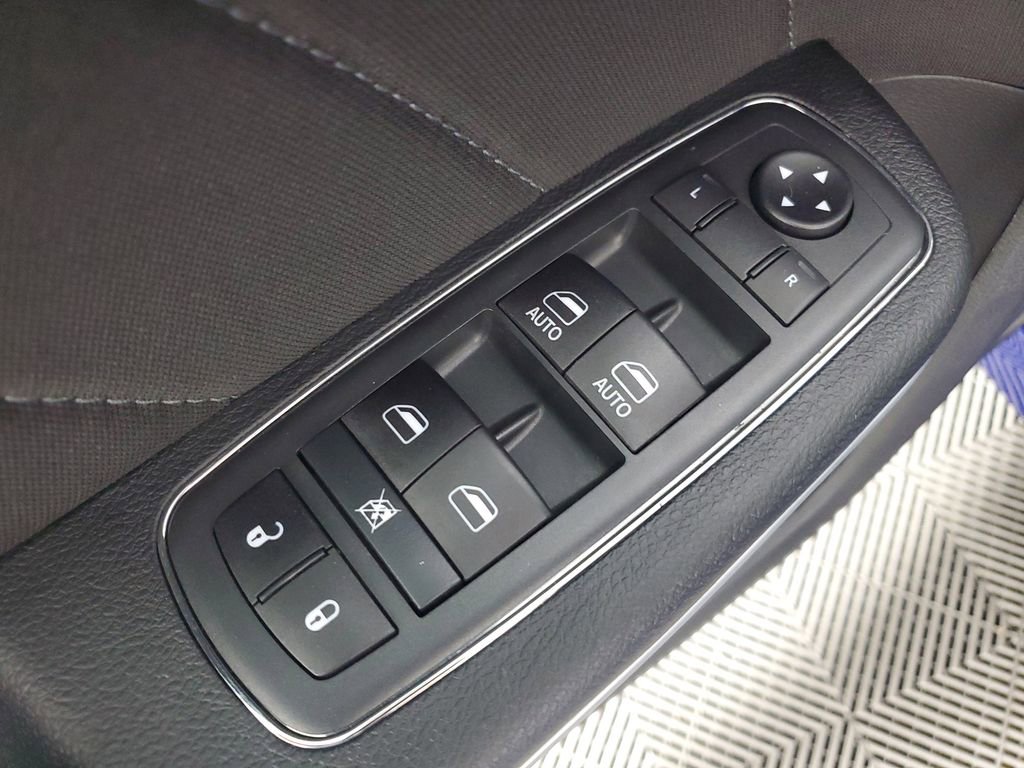 Used 2020 Dodge Charger GT image 28