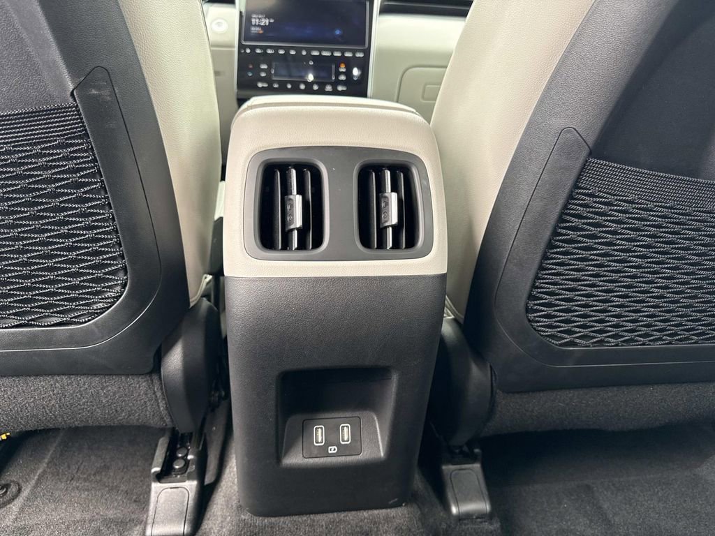 Used 2023 Hyundai Tucson Limited image 16