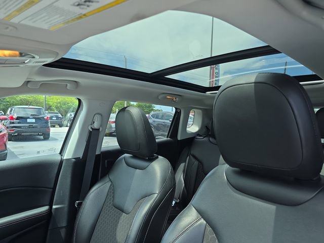 Used 2021 Jeep Compass Latitude w/ Sun and Sound Group FWD image 27