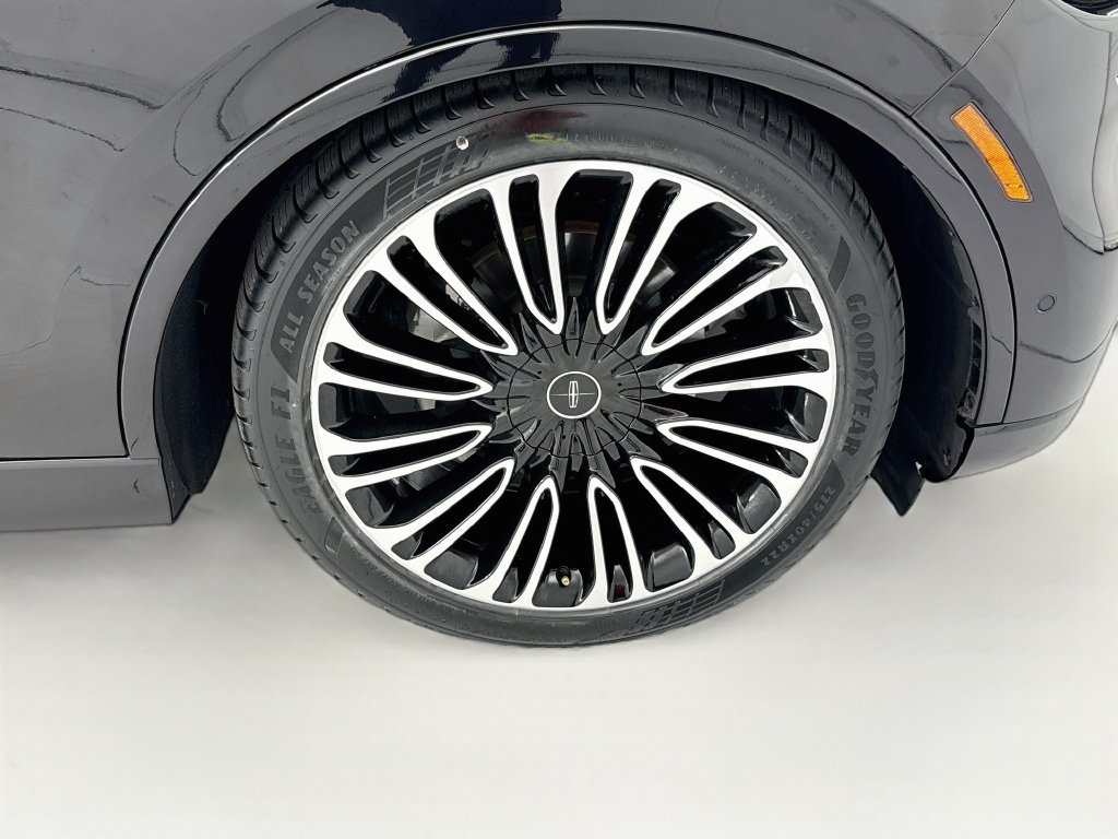 Used 2023 Lincoln Aviator Black Label w/ Dynamic Handling Package AWD/4WD image 31